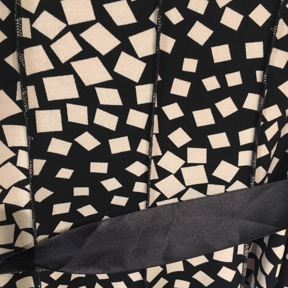 Comfy Stretchy Dress - Picture 4 of 5